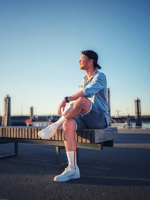 苏超决赛南通队vs泰州队：马宁担任主裁判，李贤成、巴特首发