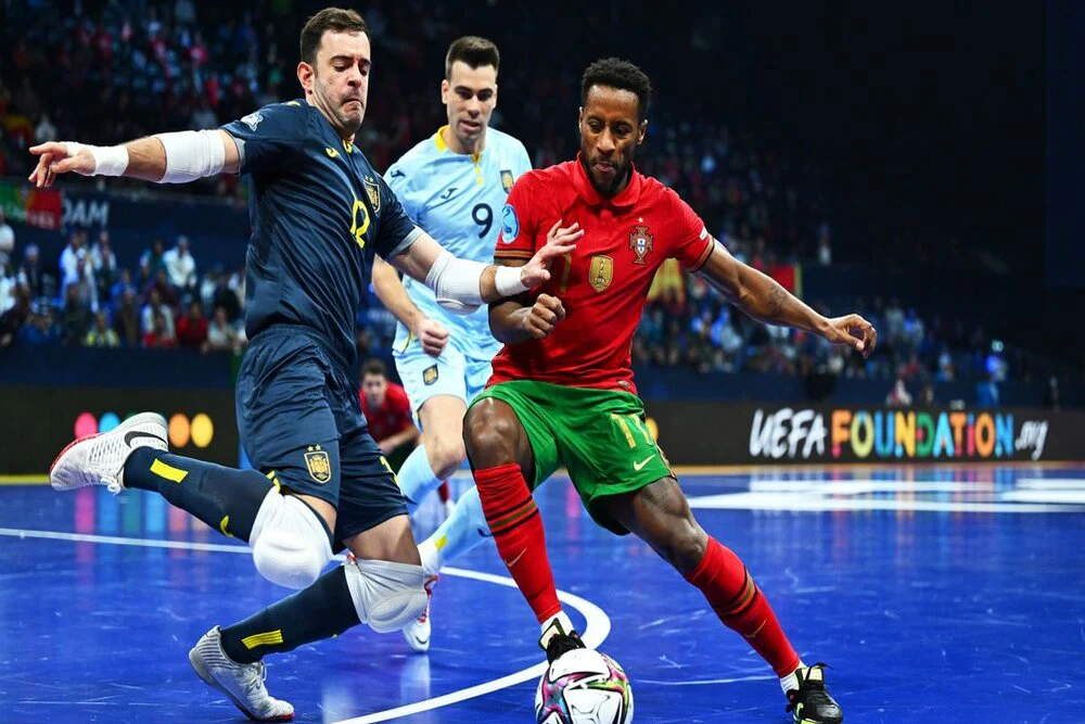 门将关键扑救震惊全场，堪称神扑